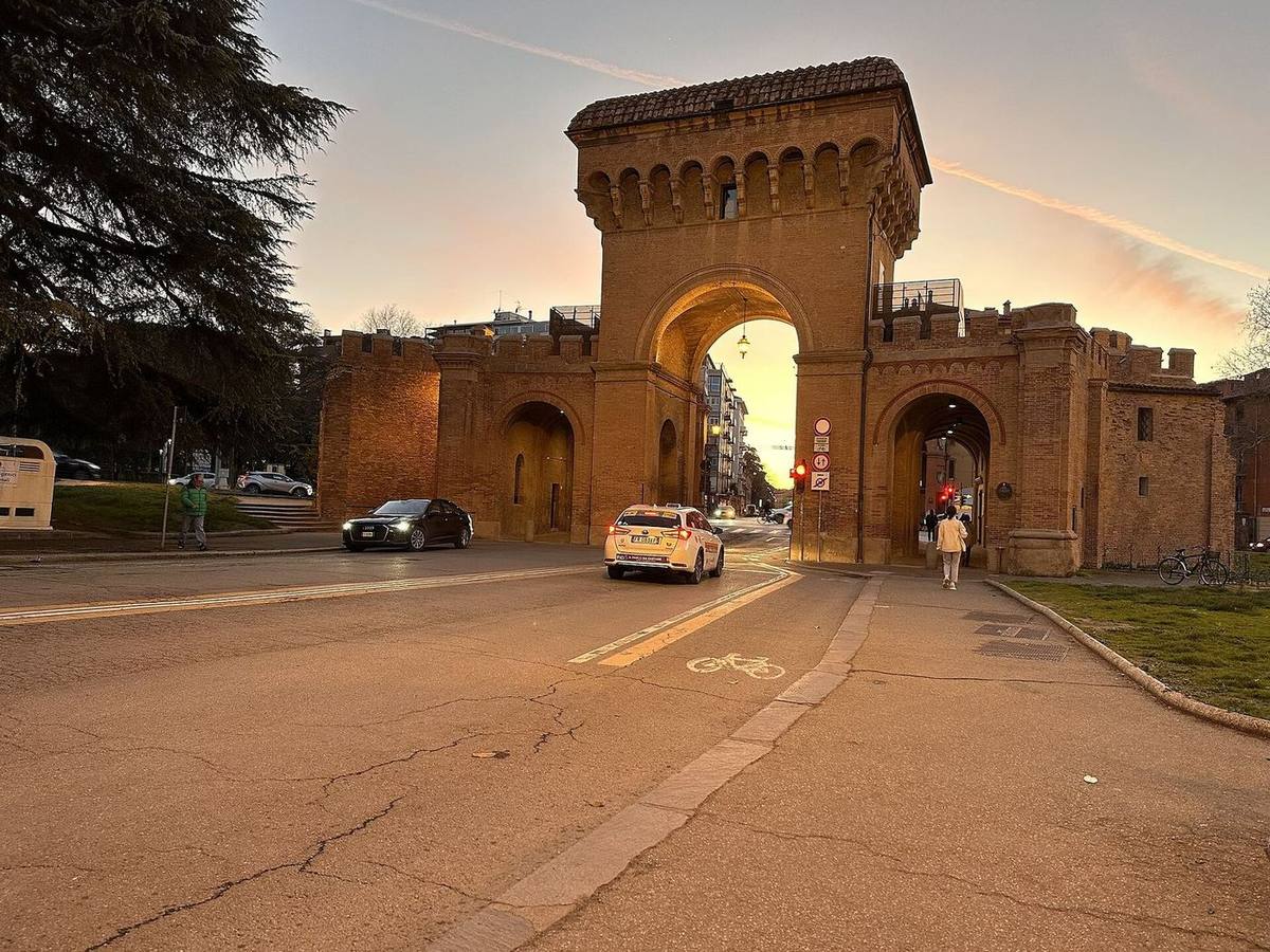 Porta Saragozza al tramonto